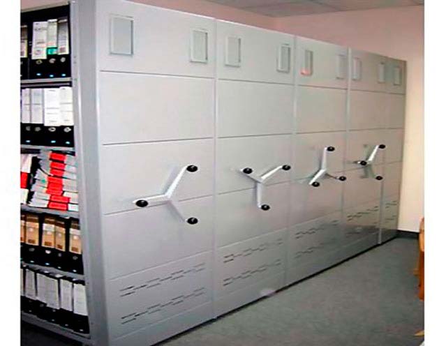 Estantería y lockers